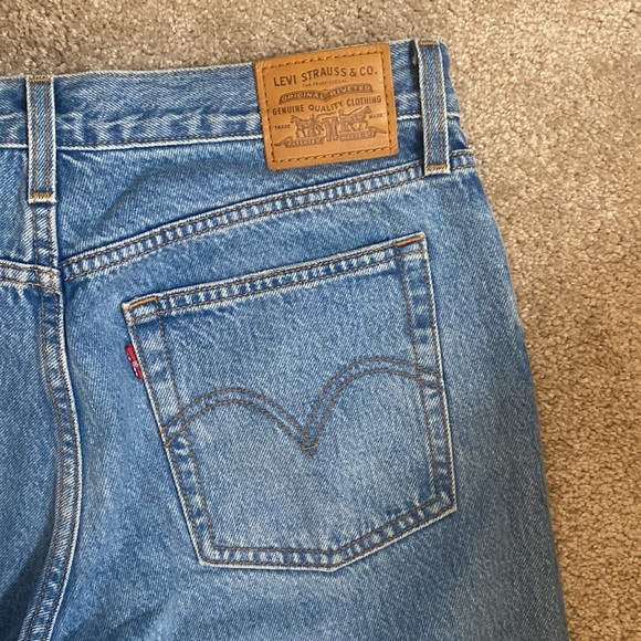 Levi’s wedgie straight fit women’s jeans size 28 - Picture 3 of 4
